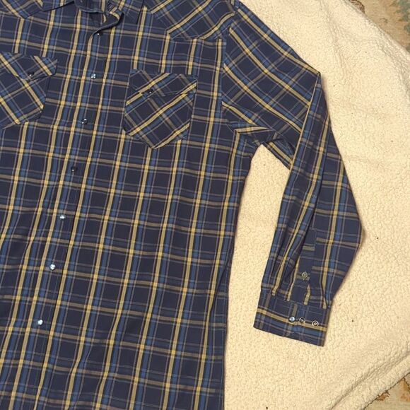 GC Blue Men's Long Sleeve Snap Shirt With a Point Collar - Picture 3 of 9